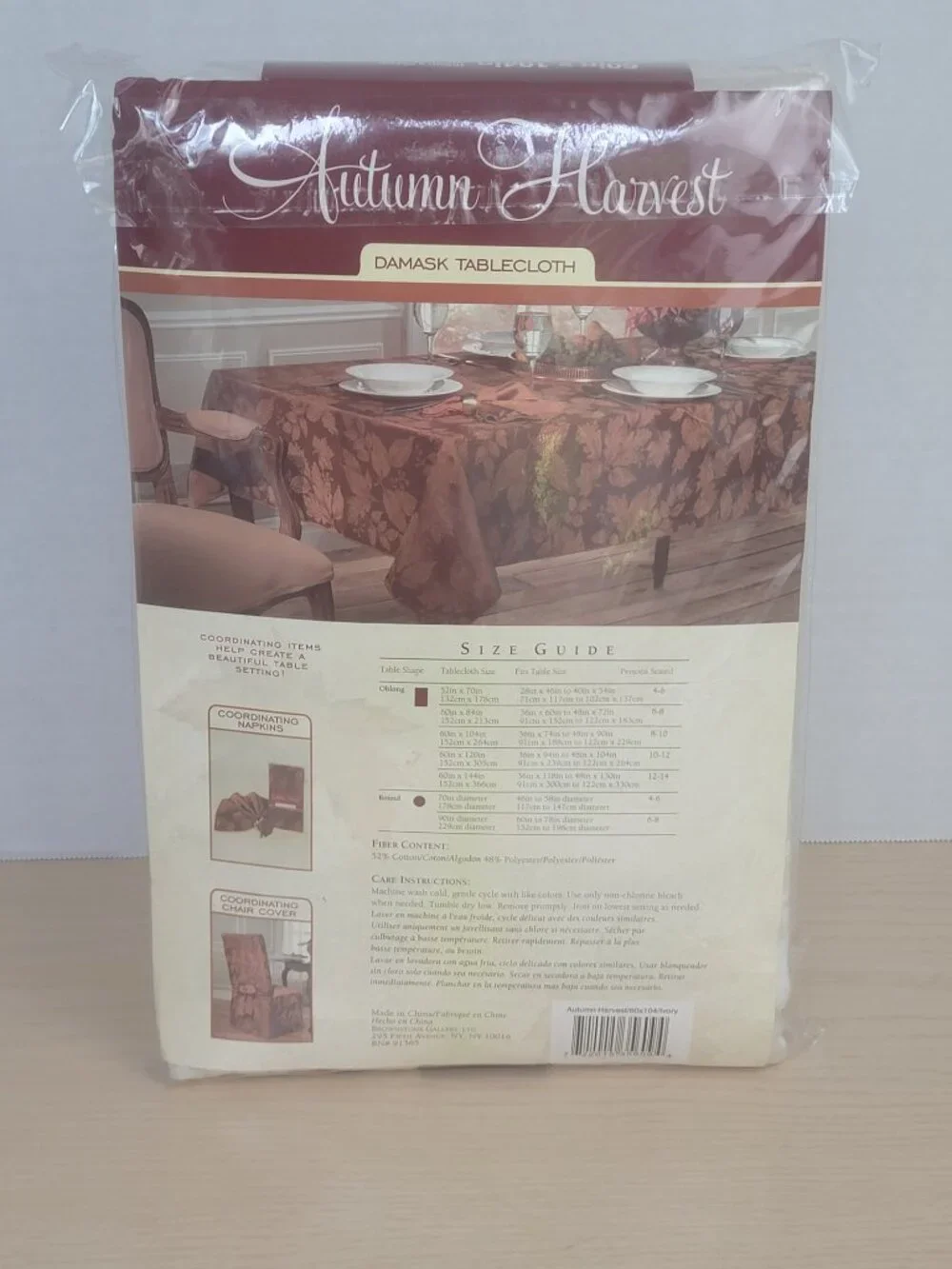 Autumn Harvest Ivory Leaf Pattern Oblong and Oval Damask Tablecloth 60